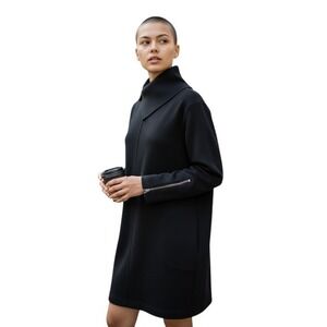 Athleta Preppy Women size Medium Athleisure Casual Career Cozy Karma Vela Dress